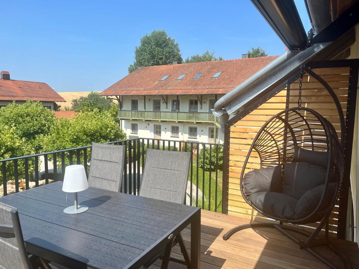 Gut Schwarz-N Hof Ferienwohnungen Bad Griesbach  Eksteriør billede