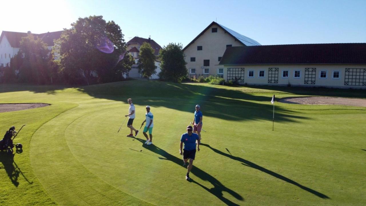 Gut Schwarz-N Hof Ferienwohnungen Bad Griesbach  Eksteriør billede