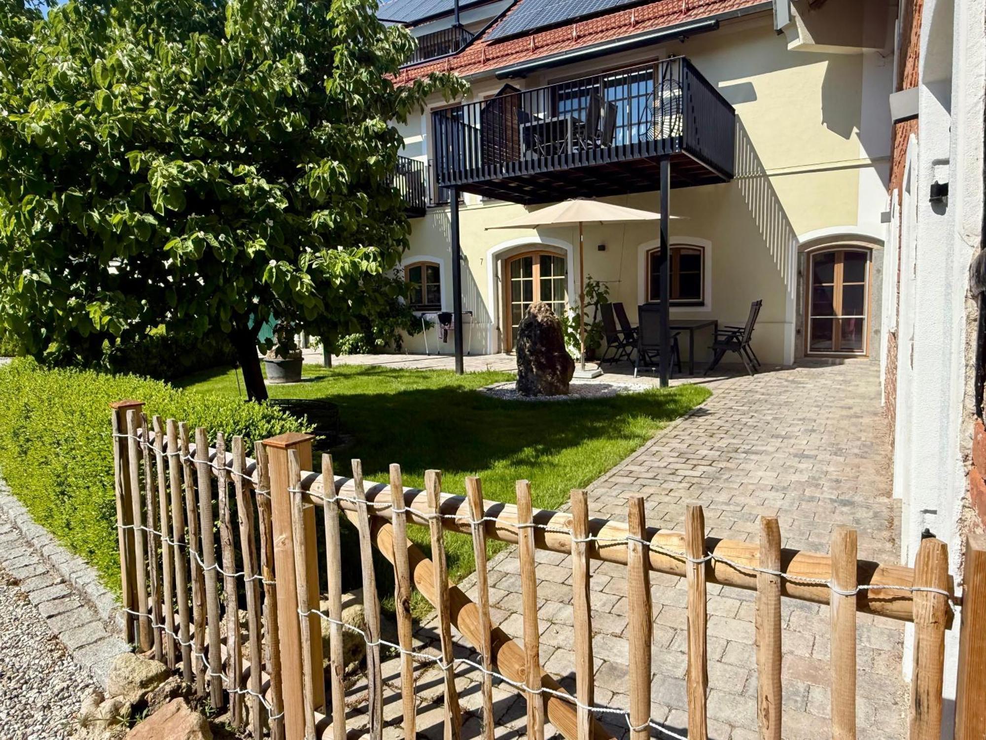 Gut Schwarz-N Hof Ferienwohnungen Bad Griesbach  Eksteriør billede